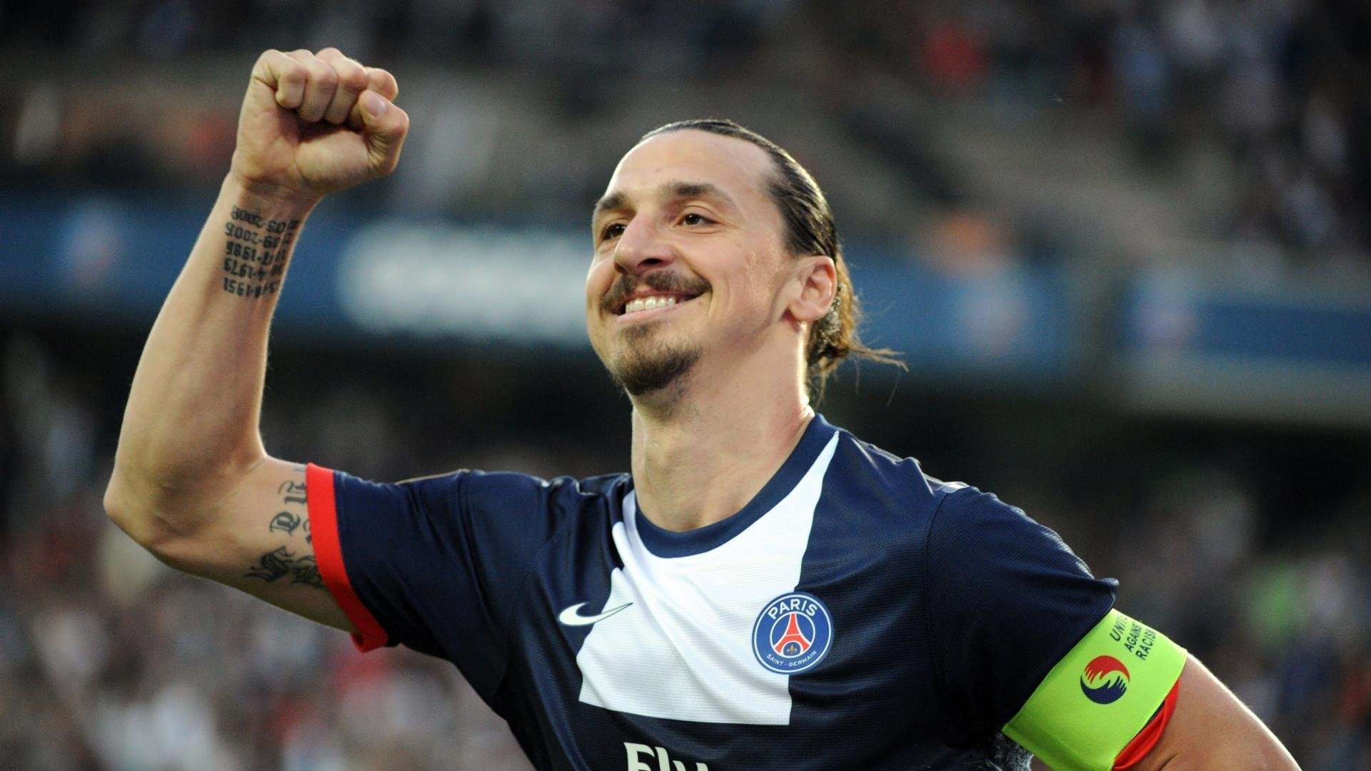 详细阅读:爱游戏官方-NBA裁判因误判引发热议,联盟发声明致歉,nba裁判报告公布 爱游戏官方-NBA裁判因误判引发热议,联盟发声明致歉,nba裁判报告公布